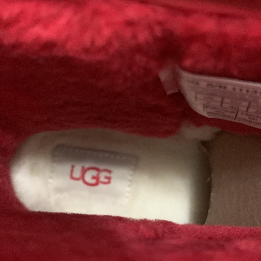 UGG Authentic Classic Clear Mini Waterproof Boots in RED ❤️ NEW size 9 - Picture 16 of 16